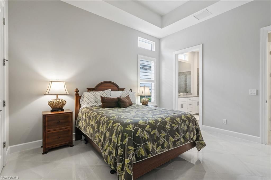 9345 Tulipano Ter, Naples, FL 34119 Photo