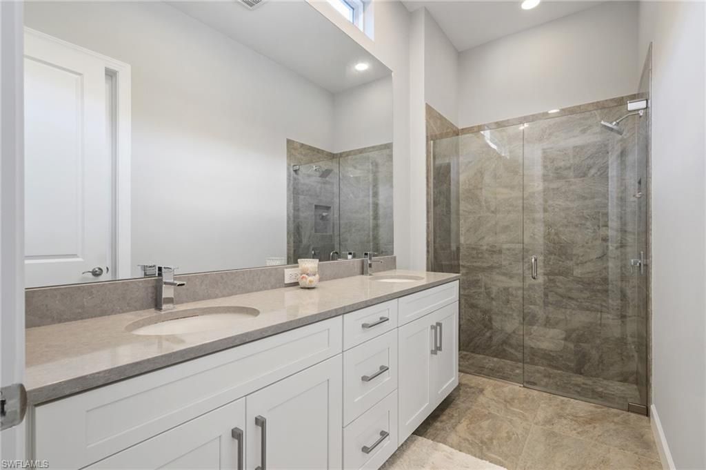 9345 Tulipano Ter, Naples, FL 34119 Photo