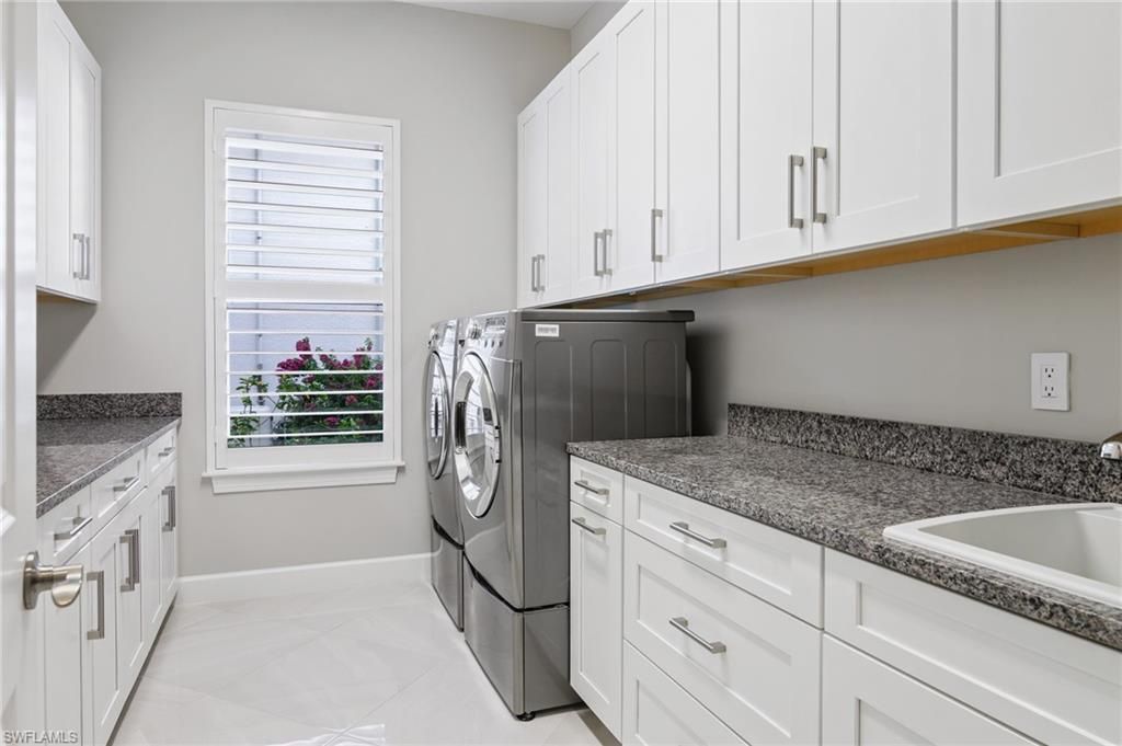 9345 Tulipano Ter, Naples, FL 34119 Photo