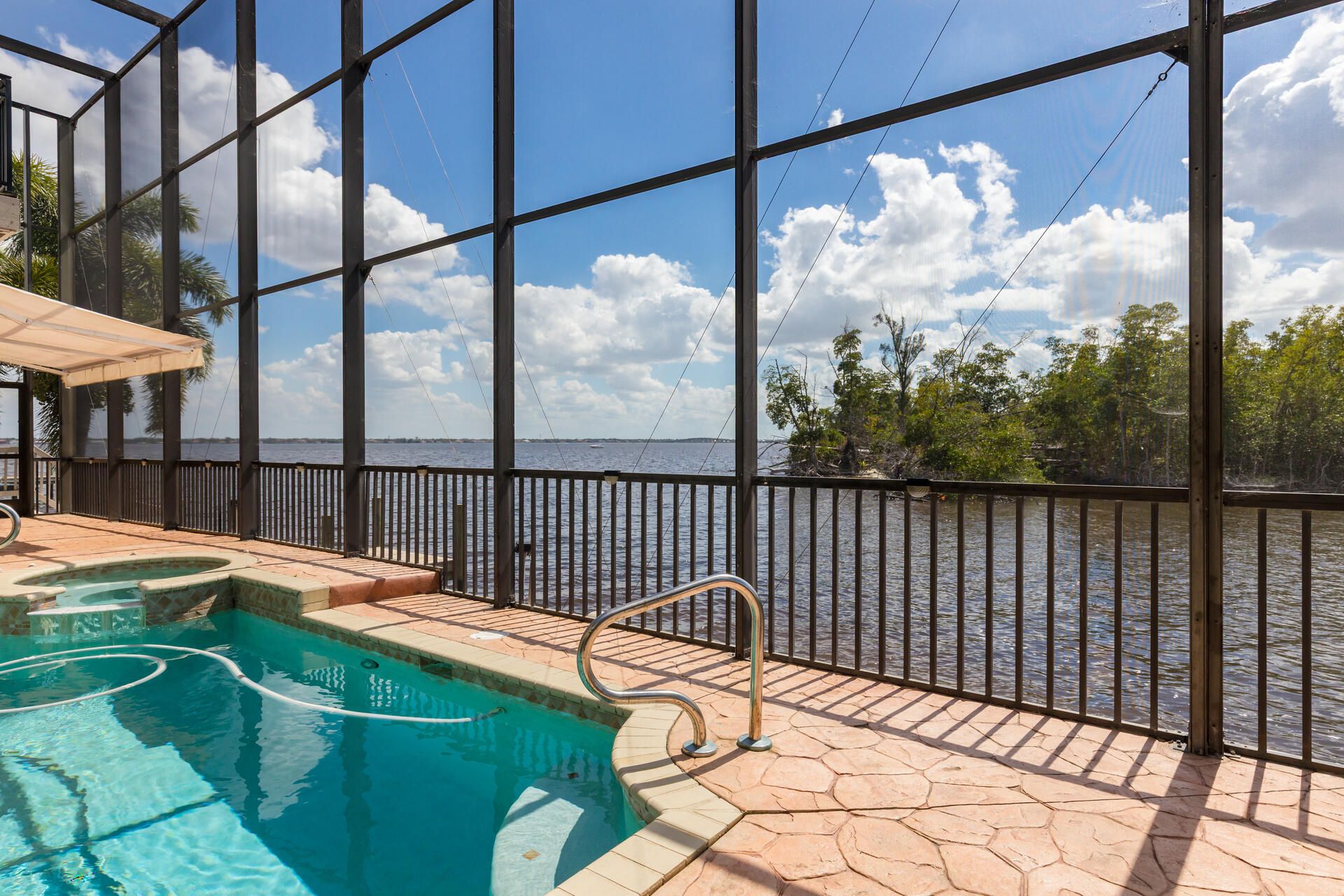 2374 Coral Point Dr , Cape Coral, FL 33990 Photo