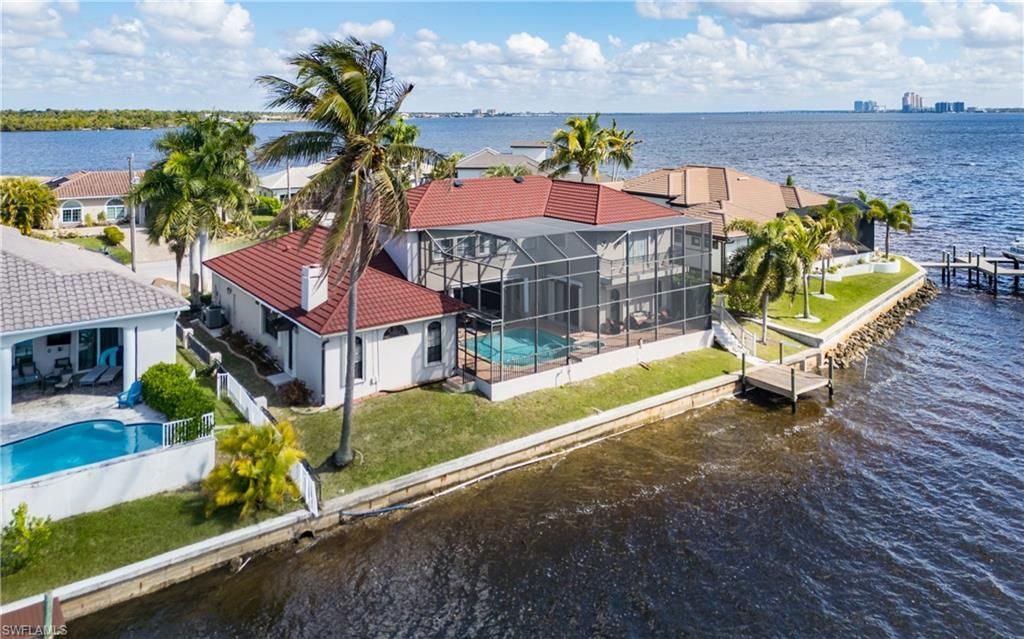 2374 Coral Point Dr , Cape Coral, FL 33990 Photo