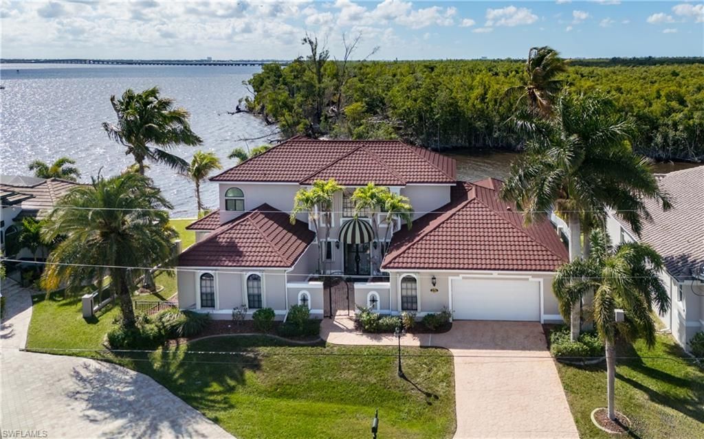 2374 Coral Point Dr, Cape Coral, FL 33990 Photo