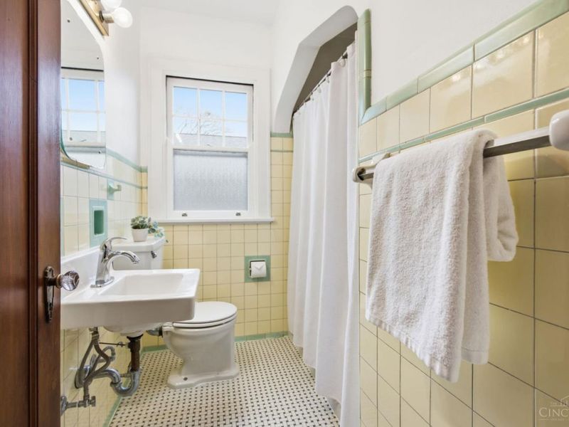 3334 De Forest Drive, Cincinnati, OH 45209 Photo 15