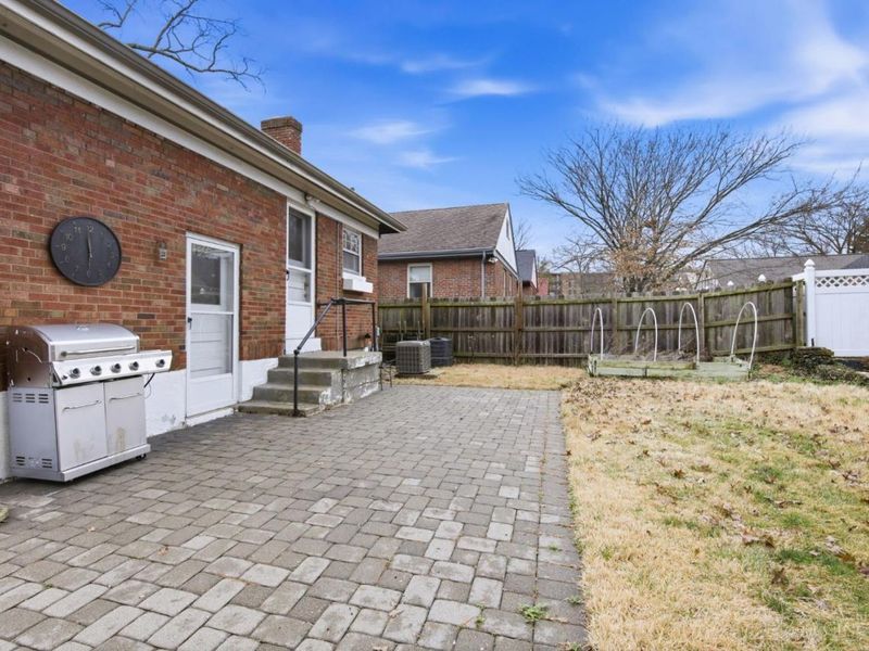 3334 De Forest Drive, Cincinnati, OH 45209 Photo 17