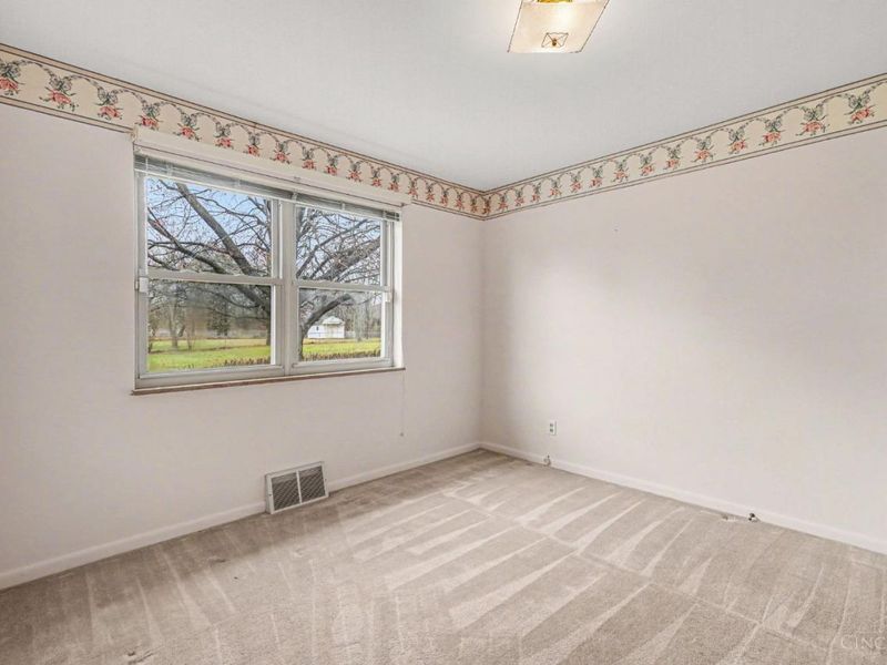 9125 Round Top Road, Colerain Township, OH 45251 Photo 10