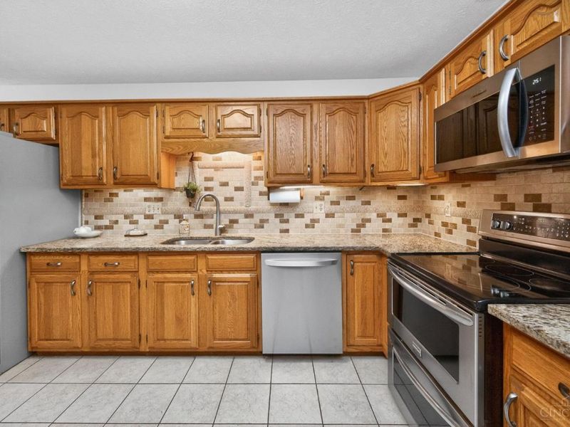 7293 Timbernoll Drive, West Chester, OH 45069 Photo 17