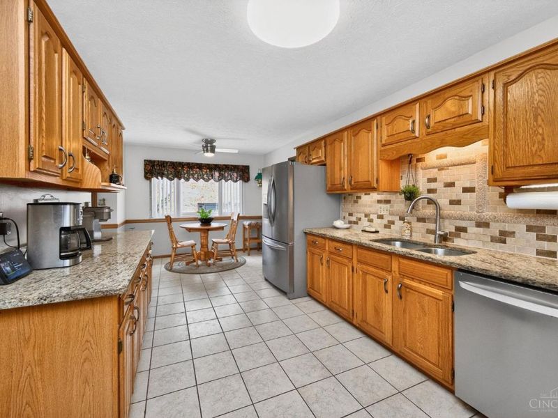 7293 Timbernoll Drive, West Chester, OH 45069 Photo 19