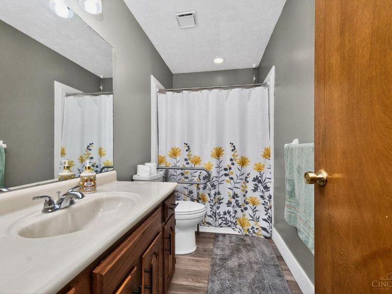 7293 Timbernoll Drive, West Chester, OH 45069 Photo 31