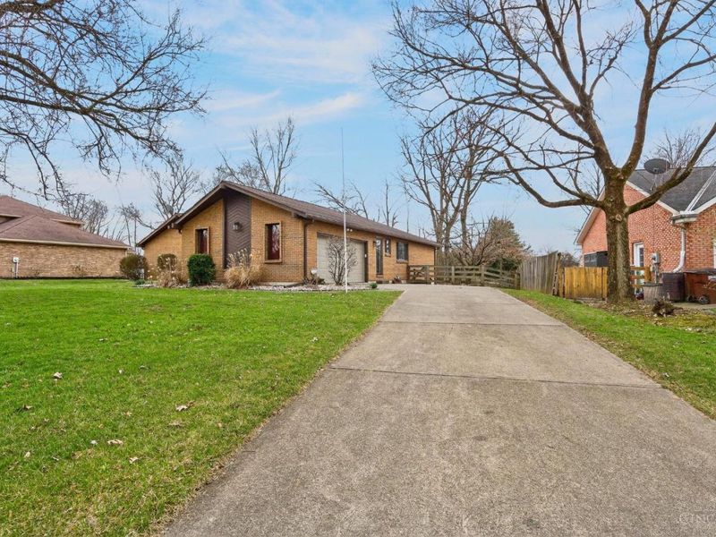 7293 Timbernoll Drive, West Chester, OH 45069 Photo 4