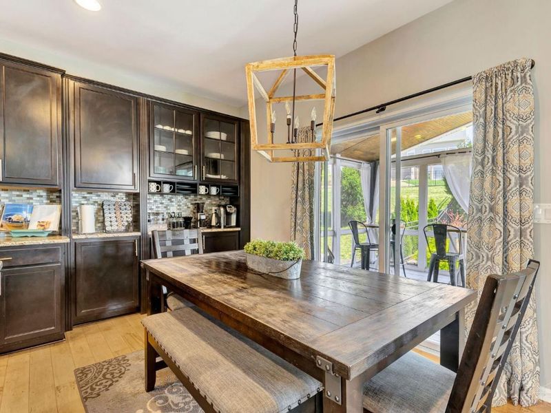 5042 Greenshire Drive, Green Township, OH 45002 Photo 8