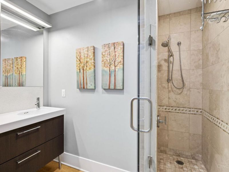 304 McFarland Street, Unit 4, Cincinnati, OH 45202 Photo 18