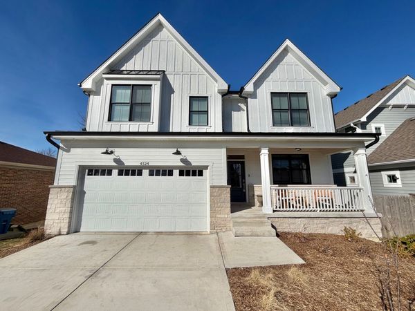4524 Sterling Road, Downers Grove, IL 60515