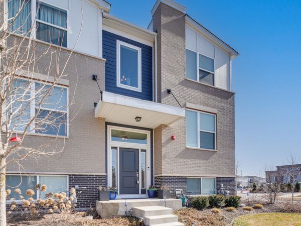 3s530 Cambridge Court, Warrenville, IL 60555