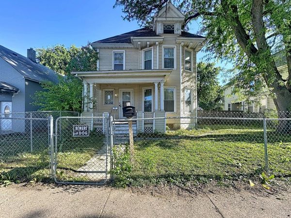 1640 W 3rd Street, Davenport, IA 52802