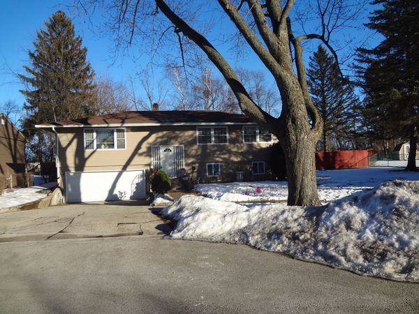 Carpentersville, IL 60110