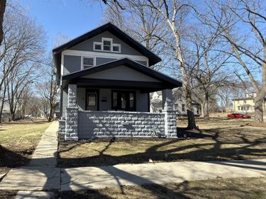 1036 N Winnebago Street, Rockford, IL 61103