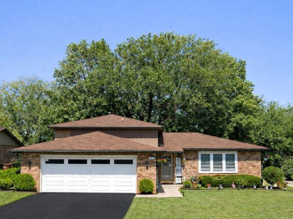 17718 Ridgewood Drive, Hazel Crest, IL 60429