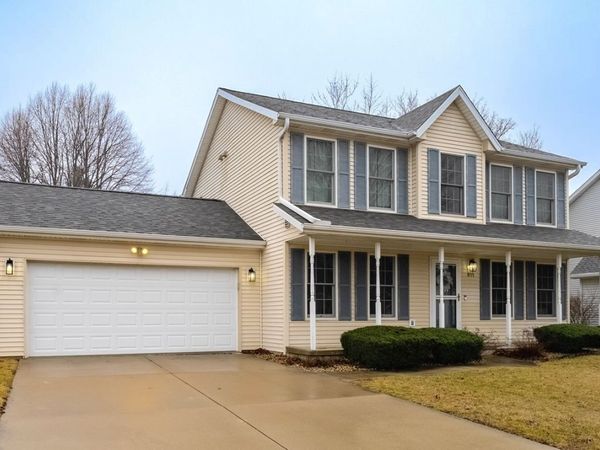 811 LANDAU Lane, Normal, IL 61761