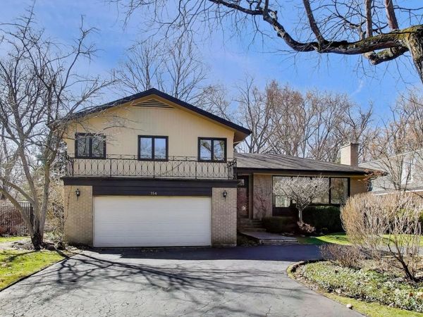 754 Woodridge Lane, Glencoe, IL 60022