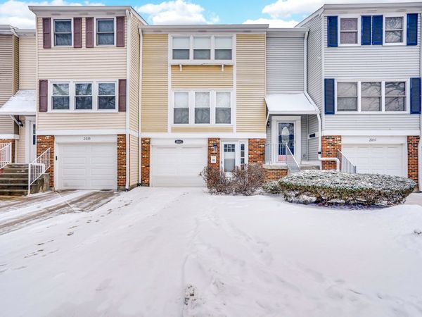 2035 Stanley Court, Schaumburg, IL 60194