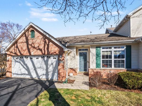 16701 S Sunset Ridge Court , Lockport, IL 60441