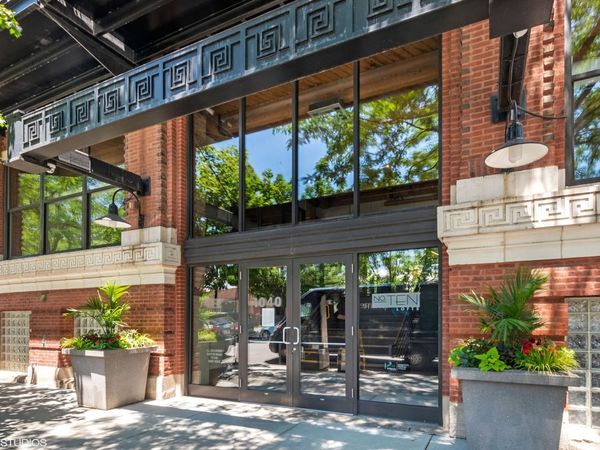 1040 W Adams Street, Unit 410, Chicago, IL 60607