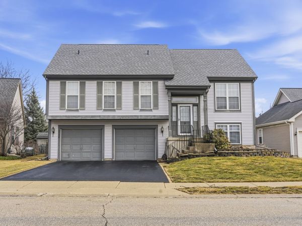 1139 Ironwood Court , Elgin, IL 60120