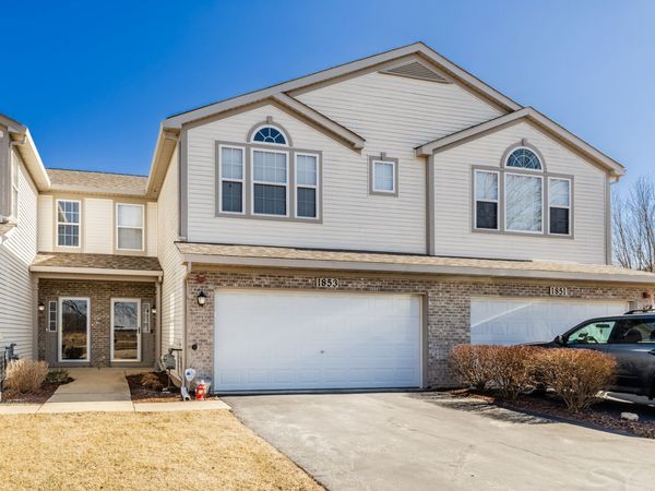 1853 Candlelight Circle , Montgomery, IL 60538