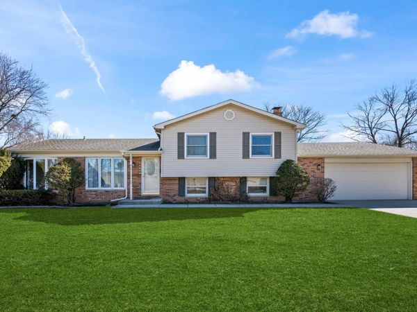 997 N PLUM GROVE Road, Palatine, IL 60067