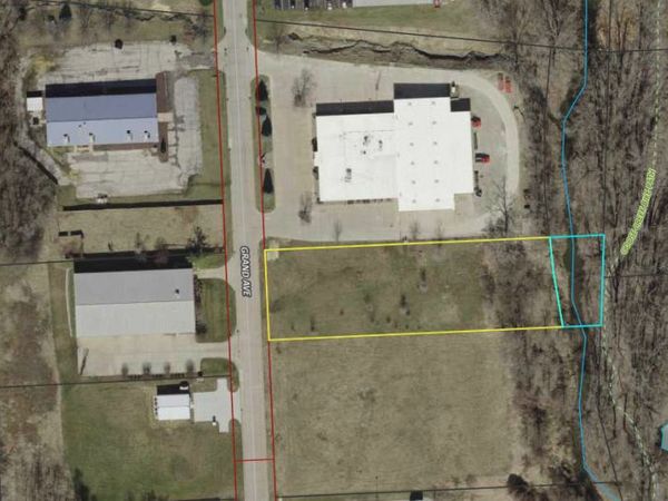 0 Grand Avenue, Davenport, IA 52807