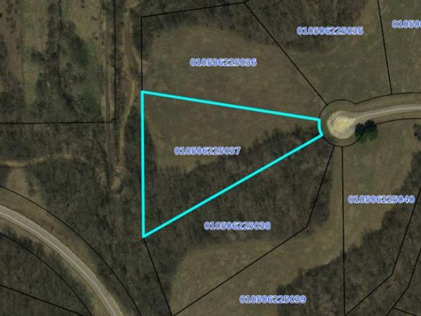 25-37 Old Mill Road, Lake Carroll, IL 61046