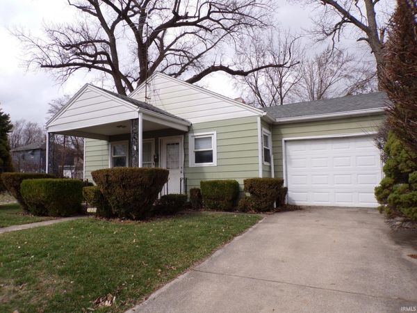 1340 Fay Drive, Fort Wayne, IN 46807