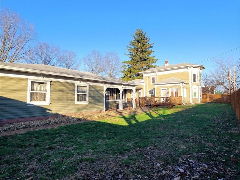 124 Park Avenue SW, Bolivar, OH 44612 Photo 9