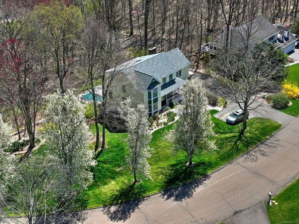 920 Green, Orange, CT 06477