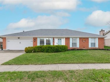 2110 Sir Lockesley, Miamisburg, OH 45342