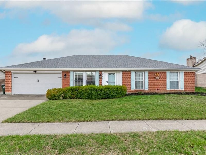 2110 Sir Lockesley, Miamisburg, OH 45342 Photo 1