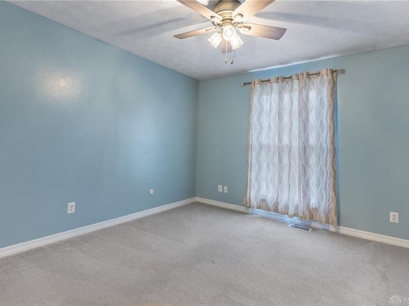 2110 Sir Lockesley, Miamisburg, OH 45342 Photo 15