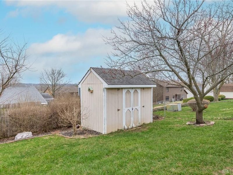 2110 Sir Lockesley, Miamisburg, OH 45342 Photo 26