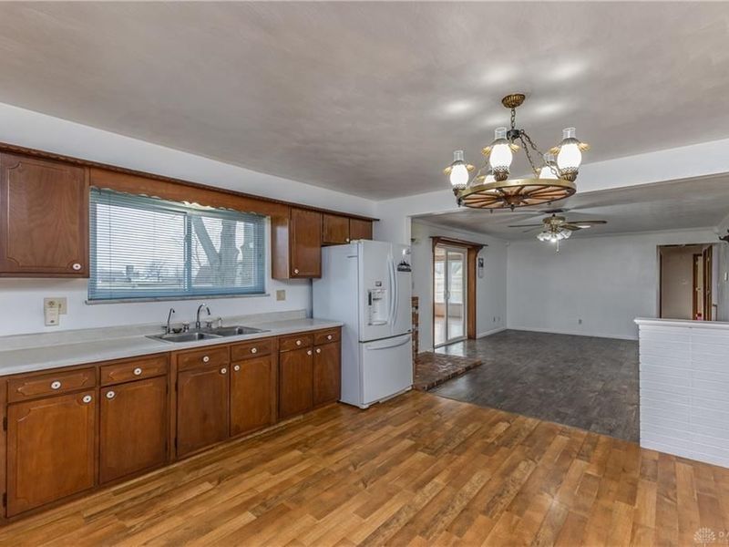 5194 Heckathorn Road, Brookville, OH 45309 Photo 13