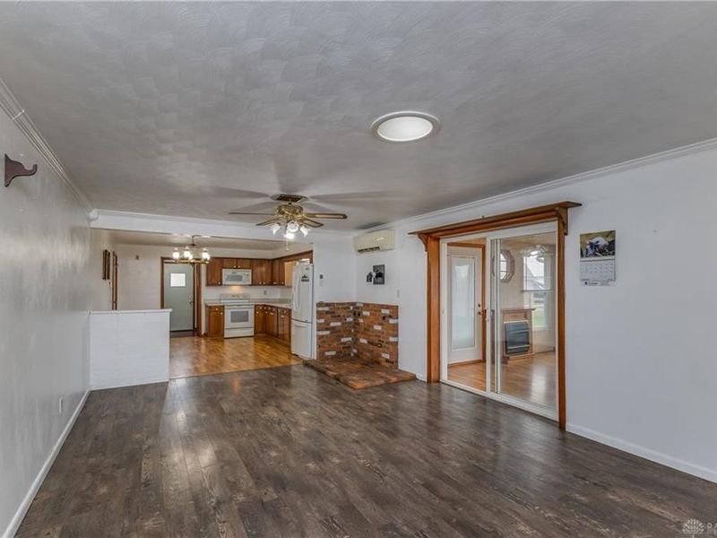 5194 Heckathorn Road, Brookville, OH 45309 Photo 9