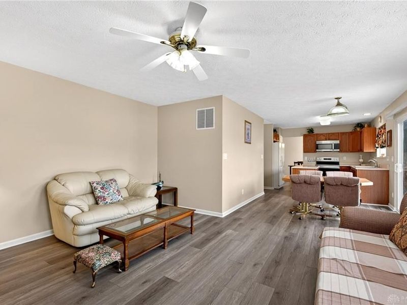 1121 Whitetail Drive, Fairborn, OH 45324 Photo 23