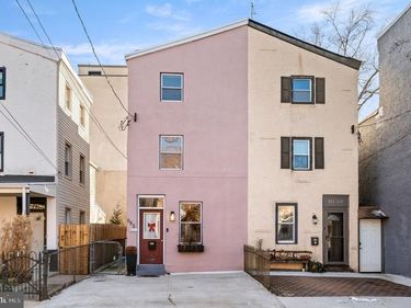 985 N RANDOLPH STREET, PHILADELPHIA, PA 19123