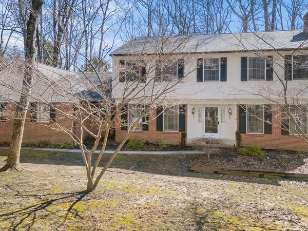 120 HITCHING POST DRIVE, WILMINGTON, DE 19803