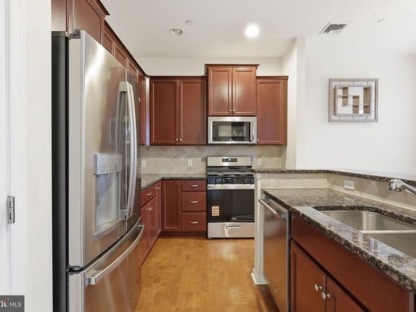 556 CARSON TERRACE, HUNTINGDON VALLEY, PA 19006