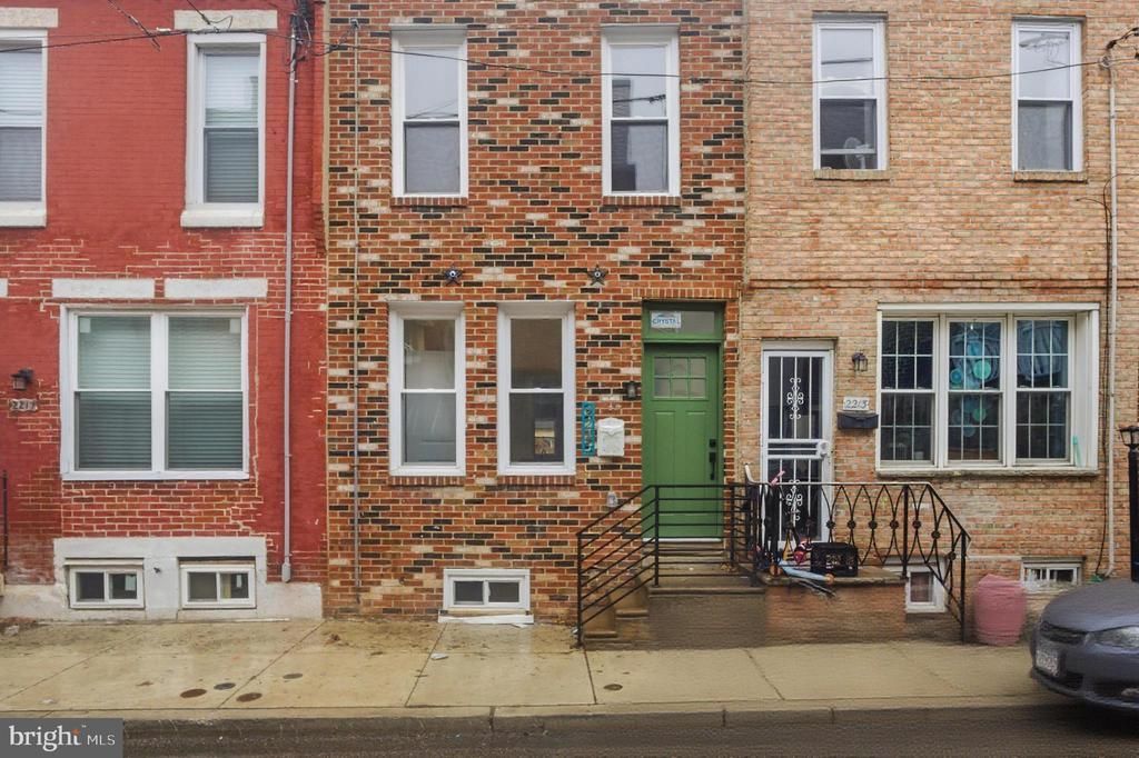 2215 Earp Street, Philadelphia, PA 19146 Main Photo