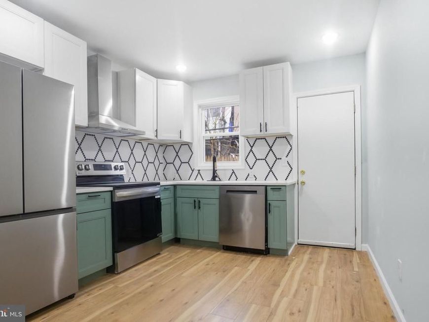 2215 Earp Street, Philadelphia, PA 19146 Main Photo