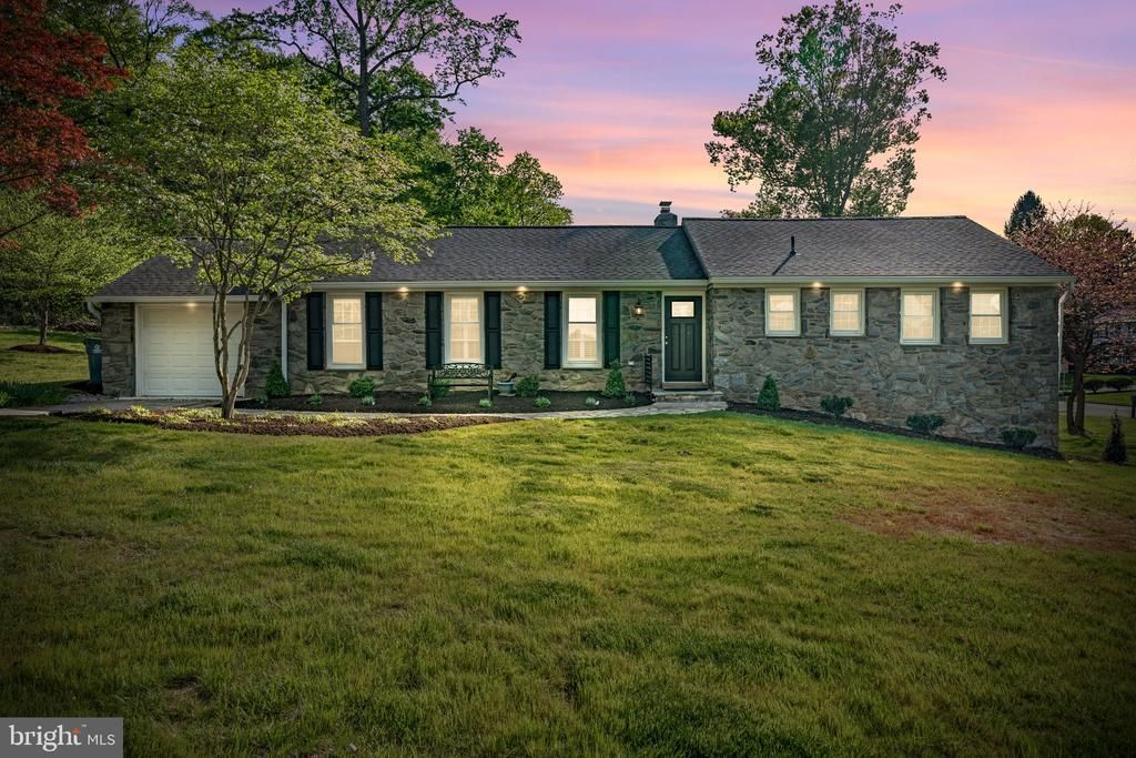 828 Mystery Lane, West Chester, PA 19382 Main Photo