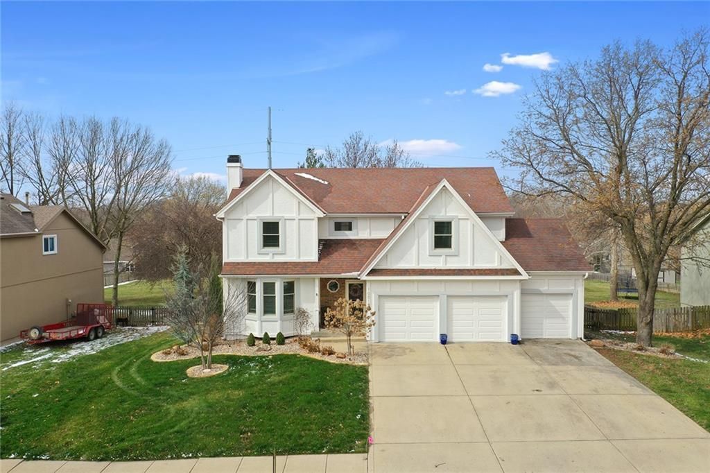 10014 N Highland Terrace, Kansas City, MO 64155 Main Photo