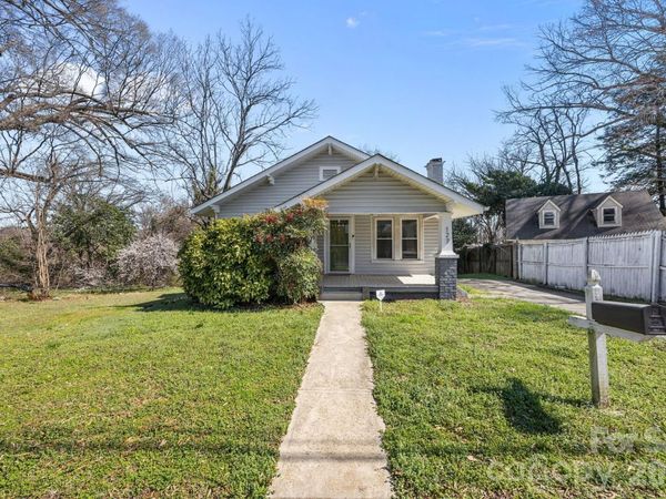 127 S Patterson Street , Statesville, NC 28677