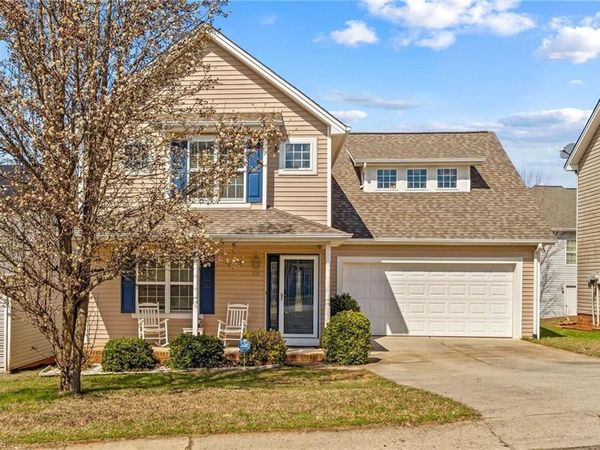 219 19th Avenue SE, Hickory, NC 28602